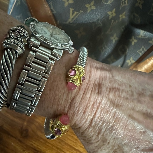 Sophisticated Silver and Gold Bracelet with pink stones titanium - Picture 3 of 3